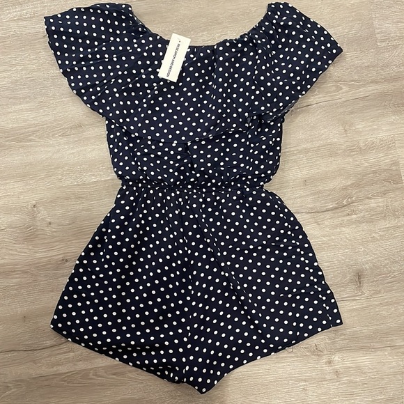 NWT Anthro She + Sky Off The Shoulder Polka Dot Romper in Navy & White Sz Small - Picture 2 of 4